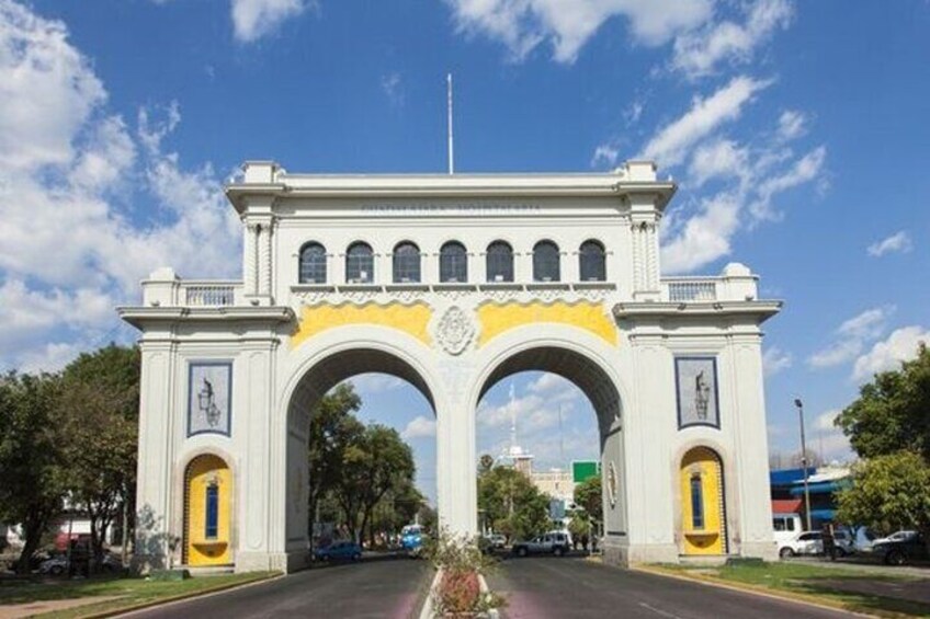 Street Food Tour in Guadalajara with a Local Guide