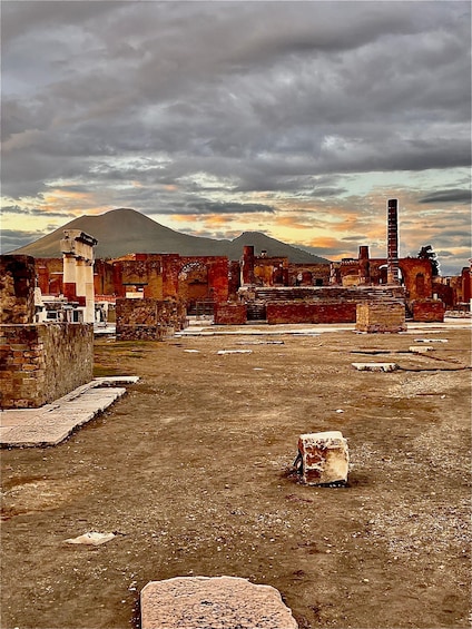 Pompeii sunset tour