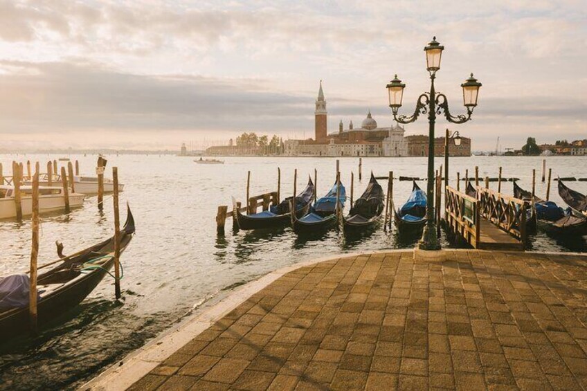 Self Guided Tour of Venice's Best Kept Secrets