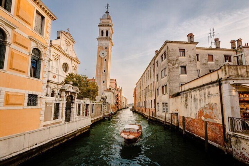 Self Guided Tour of Venice's Best Kept Secrets