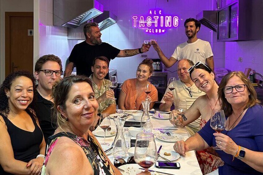 Alicante Wine Tasting and Tapas Club