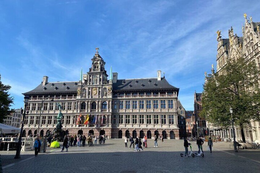 Escape The City Antwerpen City Walk With Puzzles