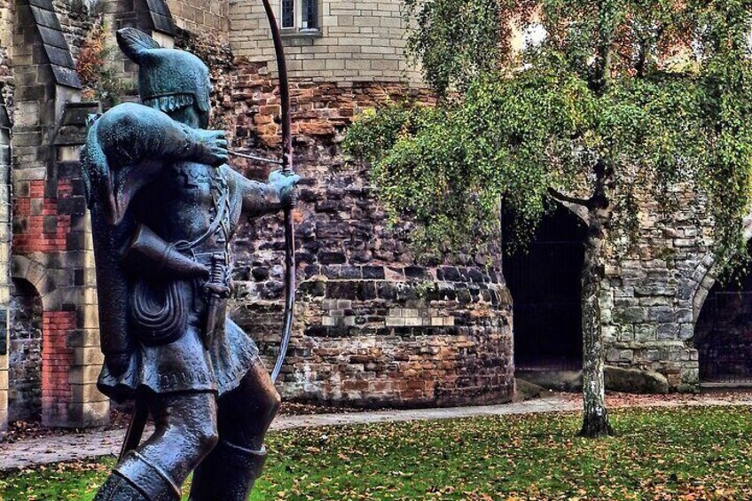 2 Hours Private Walking Adventure in Nottingham