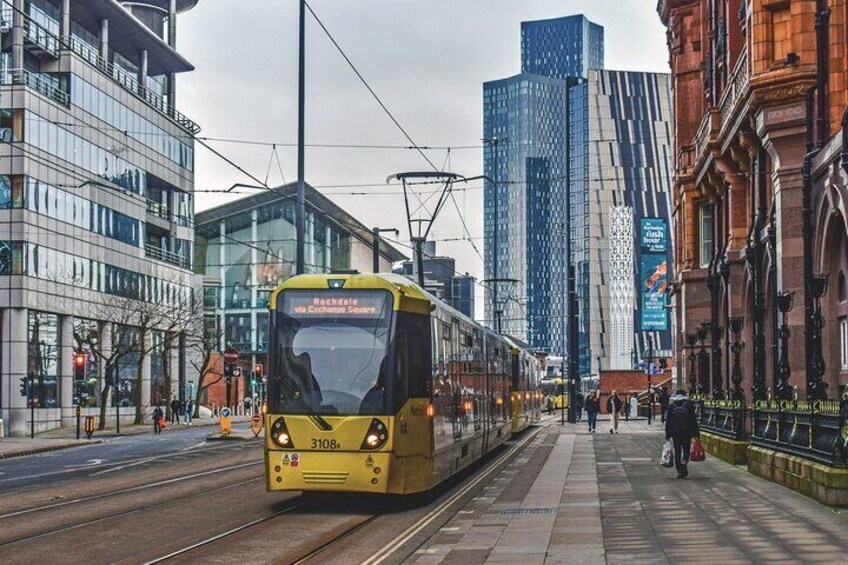 Manchester Unveiled: Exclusive 2 Hours Private Walking Journey