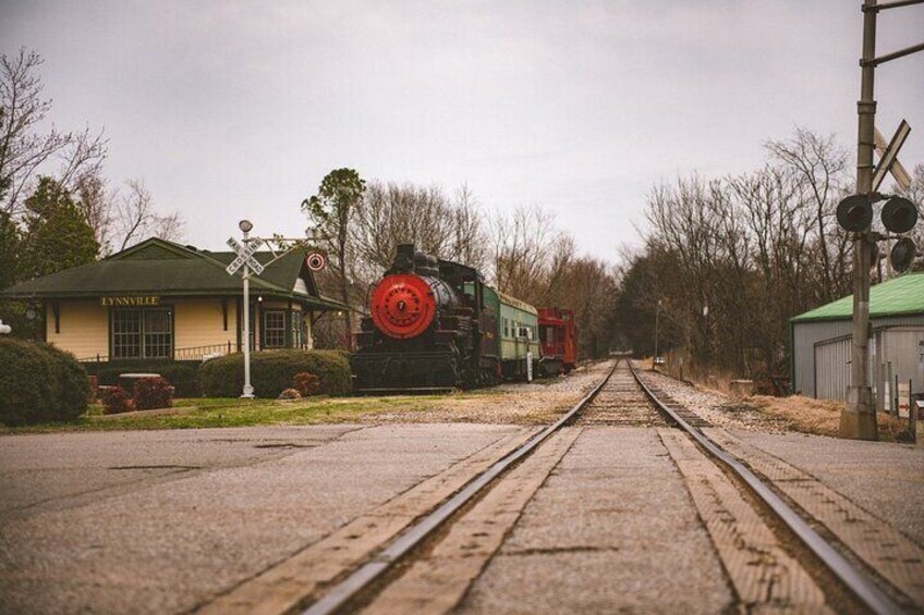 Distillery Guided Tour with Tastings in Lynnville