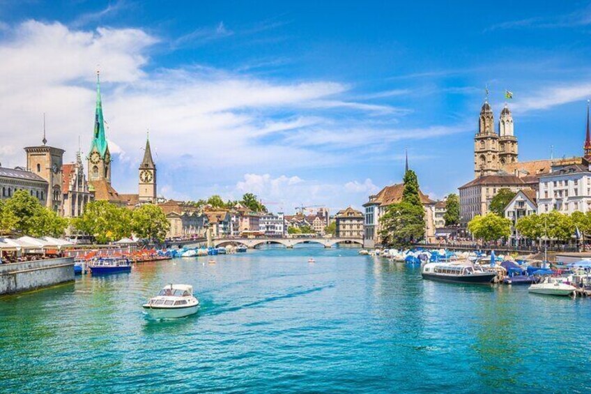 Zurich Old Town Walking Tour with Lake Zurich Boat Cruise