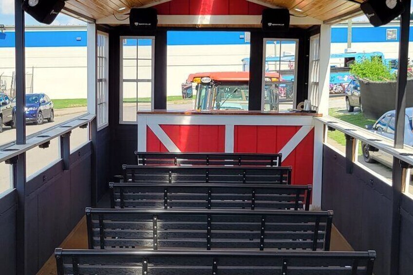 Night-Time Hayride Sightseeing Tractor Tour of Nashville