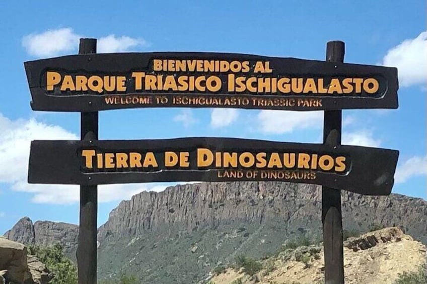 Tour to Ischigualasto Park Adventure in Valley of the Moon