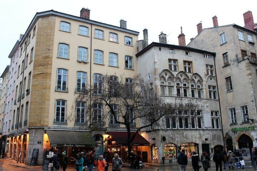 Lyon Jewish Heritage and Old Town Private Tour