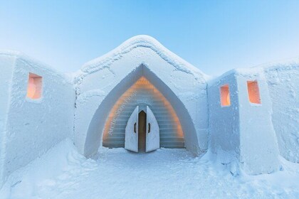 Guided Tour at Arctic Snow Hotel