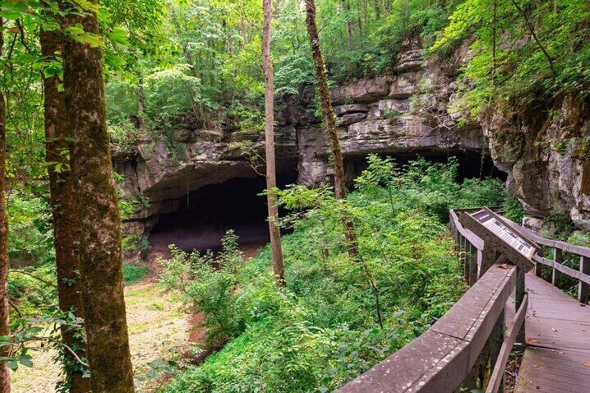 Natchez Trace Parkway Self-Guided Driving Audio Tour