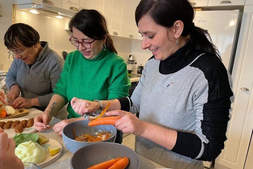 Retired Manager Gülşah's Cooking Course with Market Tour