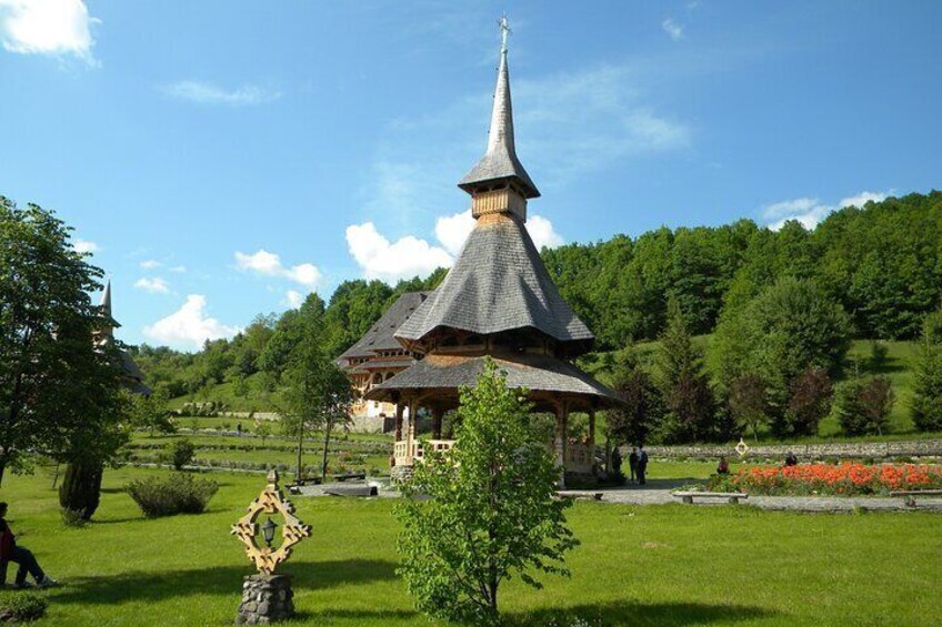 Rural Tour through Maramures and Bukovina from Cluj