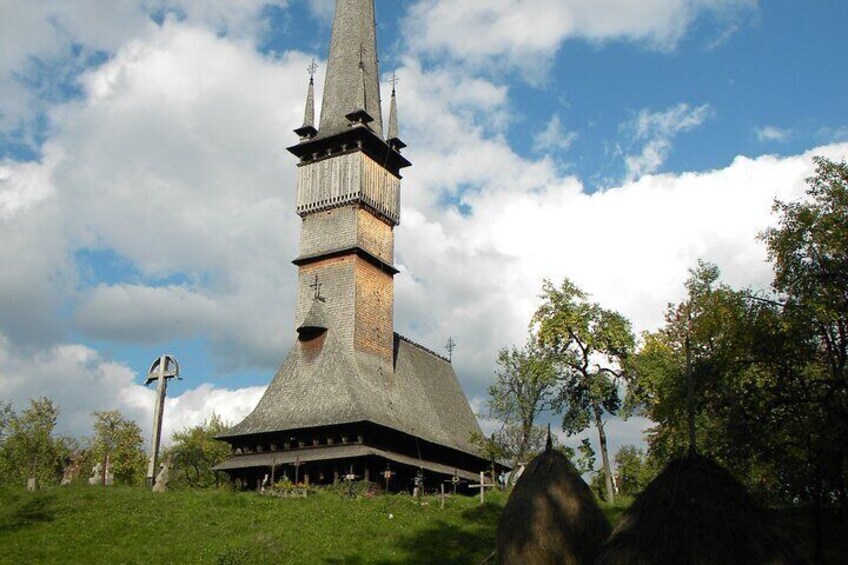 Rural Tour through Maramures and Bukovina from Cluj