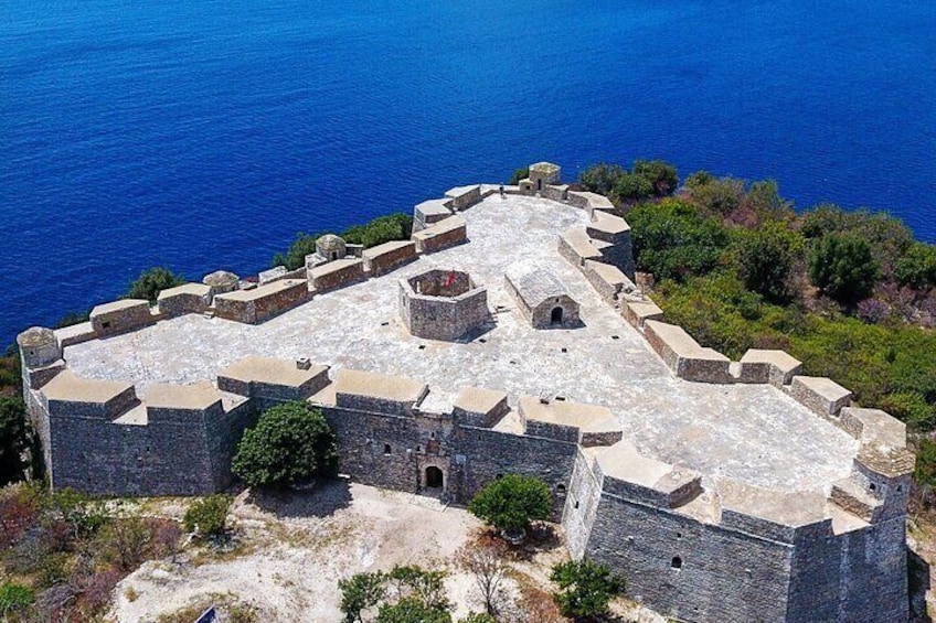 Blue Eye Guided Tour in Porto Palermo