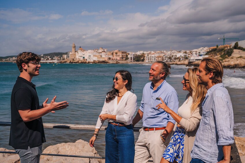 Iconic Sitges: Sailing trip, Walking Tour & Vineyard Visit