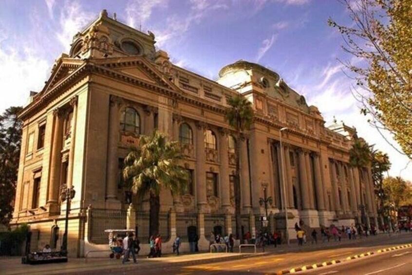 Street Food Tour in Santiago with a Local Guide