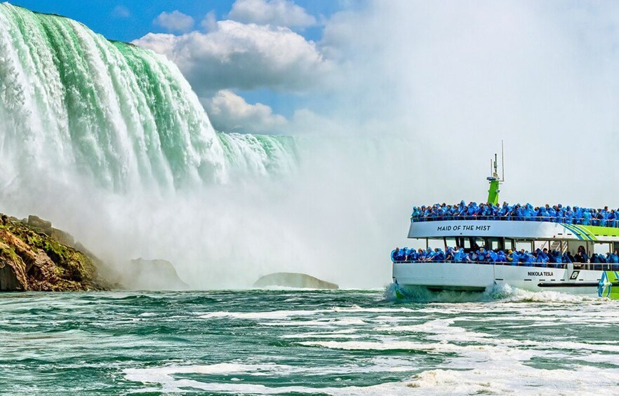 Niagara Falls USA Tour with Maid of the Mist Boat Ride