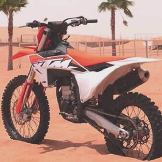 Dubai: KTM dirt Desert motorbike rental with private transfer