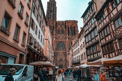 Walking Tour in Strasbourg with Tastings and Stories