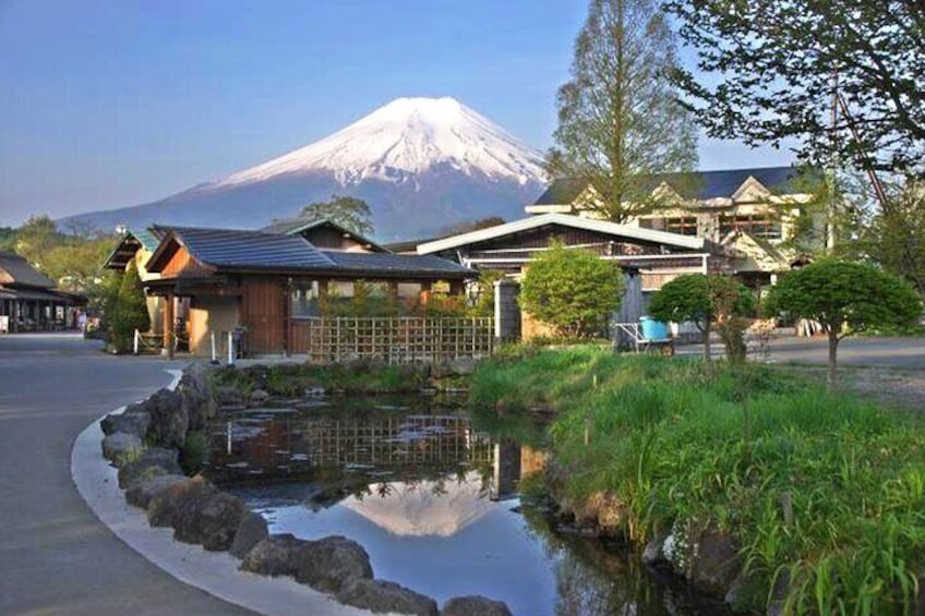 Mt. Fuji 5th, Oshino Hakkai, Onsen Full-Day Trip From Tokyo