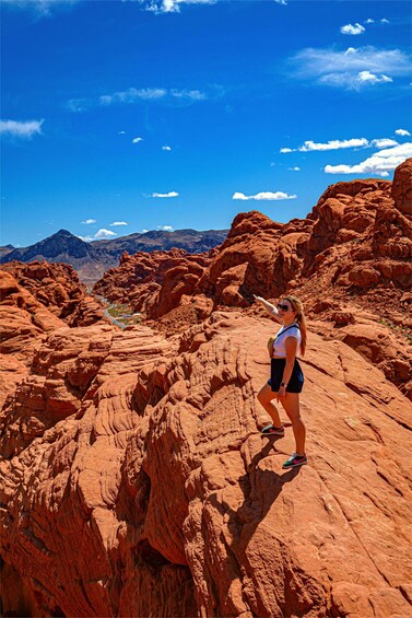 Small Group Valley of Fire Half Day Hiking Tour from Las Vegas