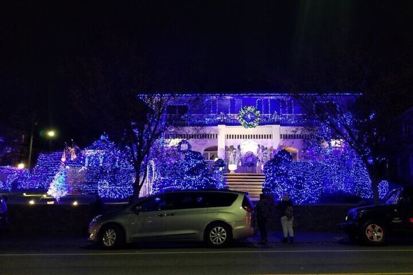 Christmas Lights Tour of Dyker Heights Brooklyn