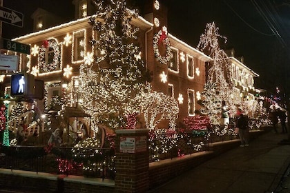 Christmas Lights Tour of Dyker Heights Brooklyn