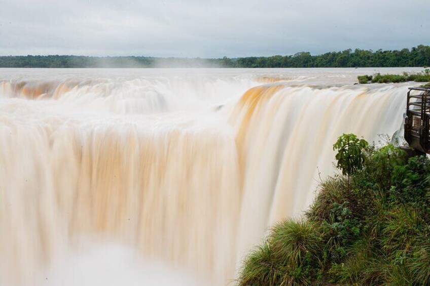 See the best of Iguazu Falls from both sides in just one day