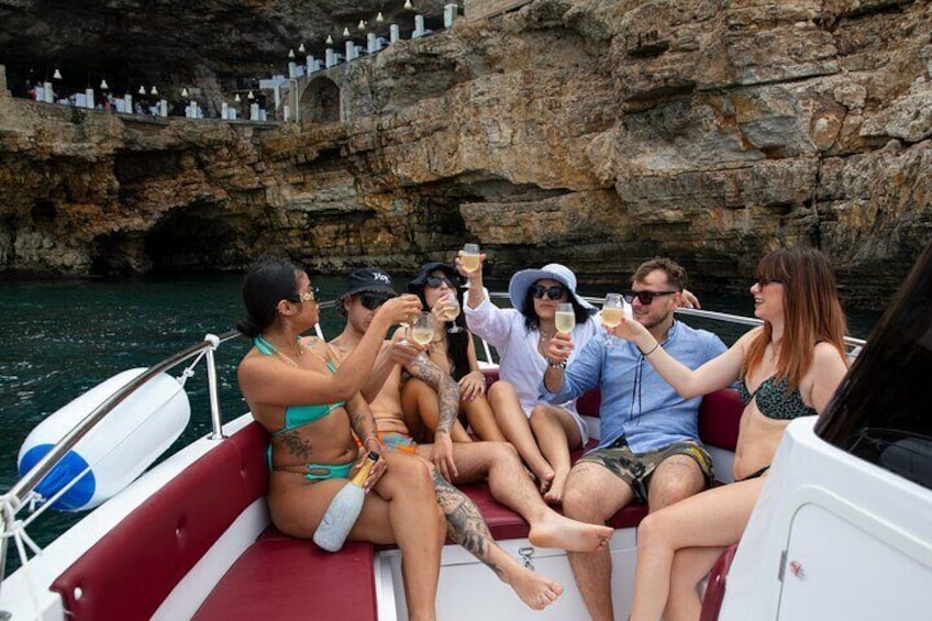 Monopoli - Exclusive private boat tour 6 h