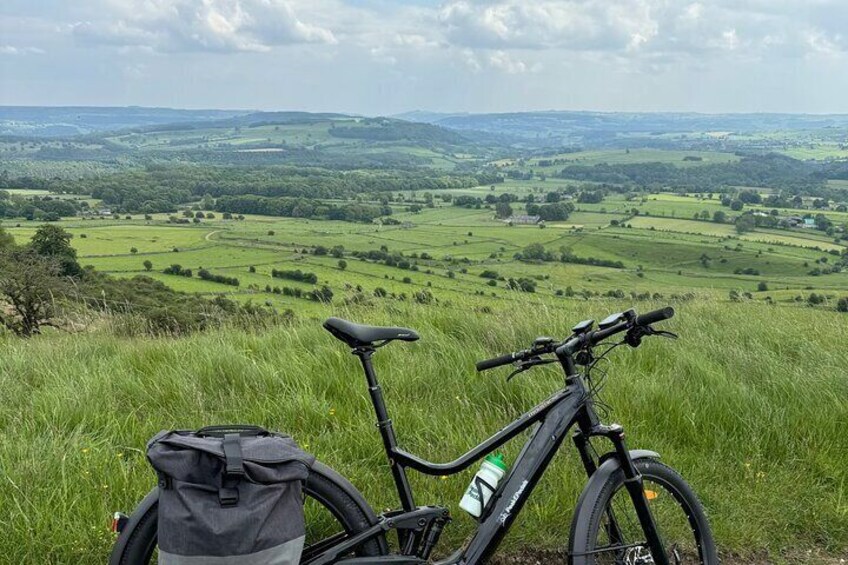 Small Group eBike Tour featuring Peak District Highlights