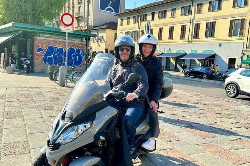 Milan Vespa Tour for couple or friends