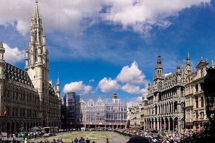 Discover the Best of Brussels on Our Guided Tour