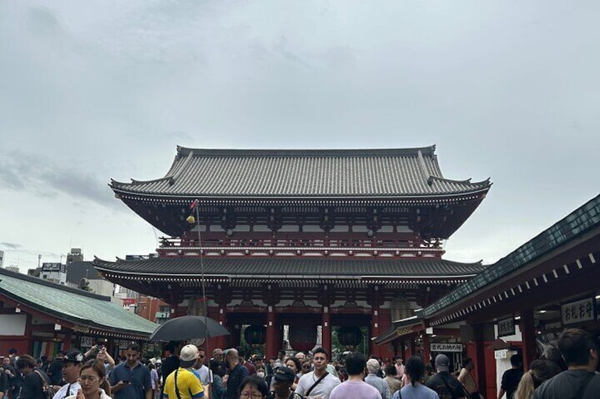 Asakusa Private Tour with Tea Ceremony