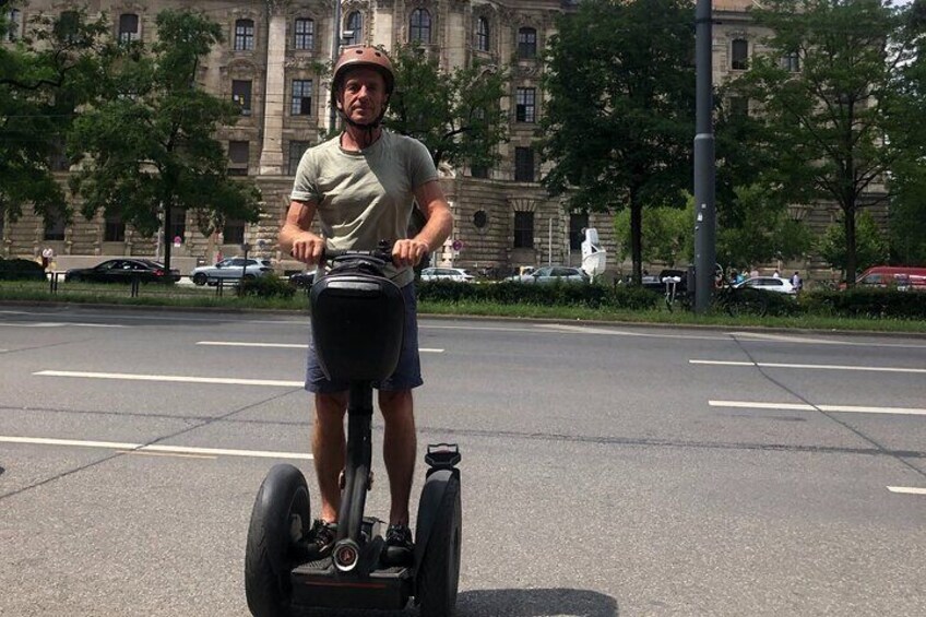 Munich Segway Tours (Culture und Emotion)