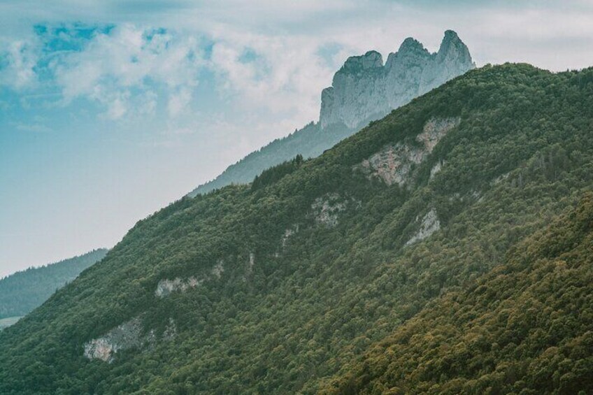 Private Electric Mountain Bike Ride in Annecy