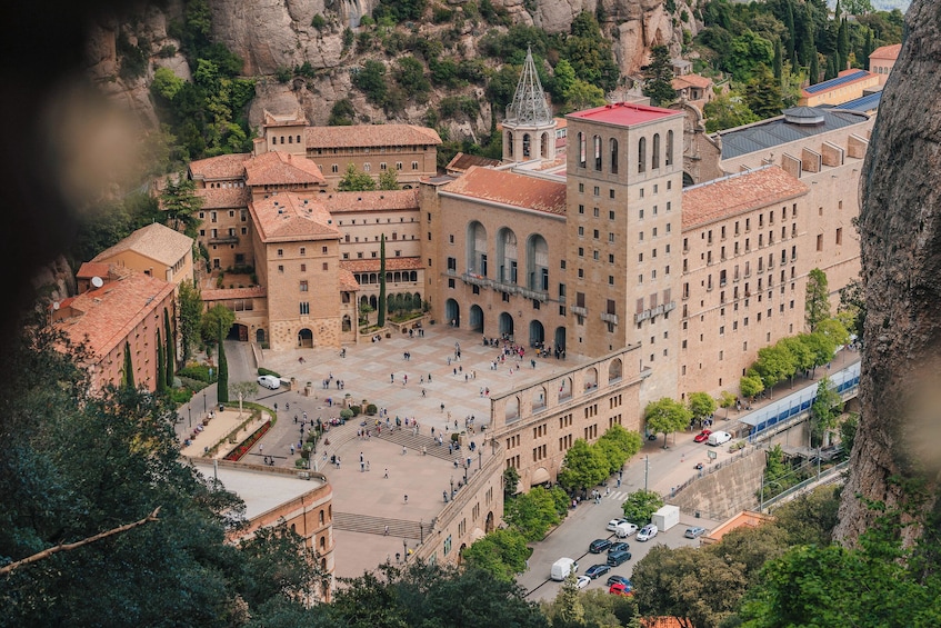 Montserrat Adventure: Railway, Hiking & Country House Lunch