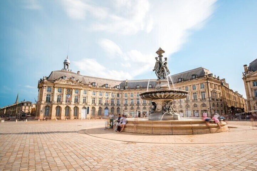 Bordeaux : Private Highlights Bike Tour 