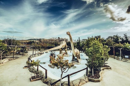 Dinosauria Park and Planetarium Admission Ticket