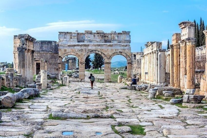 Pamukkale Full-day Guided Tour from Side