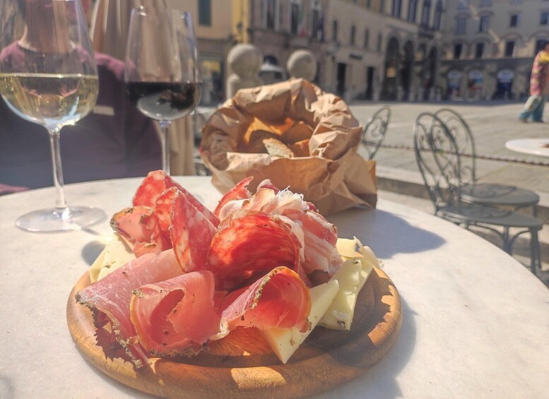 Picture 1 for Activity Siena: Taste Tuscany on a Full Meal Food Tour with a Local