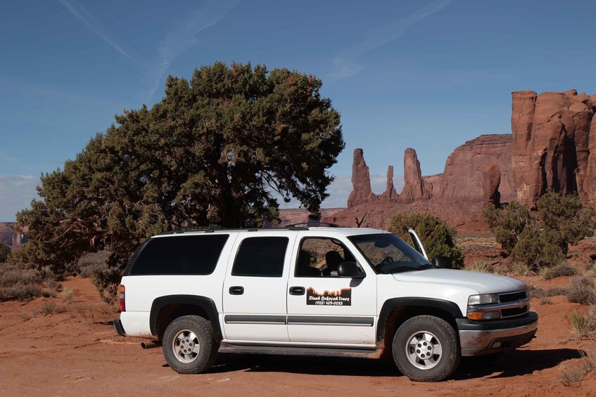 Picture 10 for Activity Monument Valley: Guided Sunset Tour