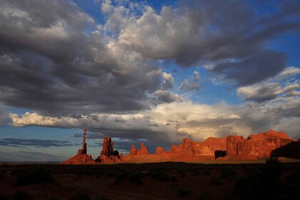 Monument Valley: Geführte Tour bei Sonnenuntergang