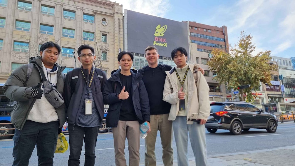 Picture 8 for Activity Seoul: Esports Club House Tour, Meal Provided