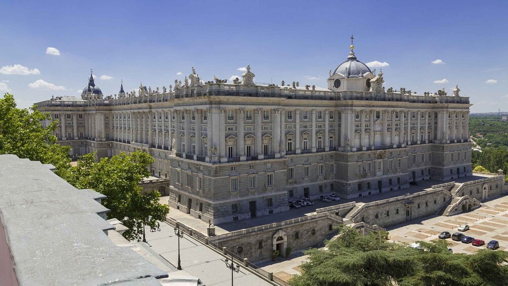 Private guided tour Royal Palace & Royal Collections Gallery