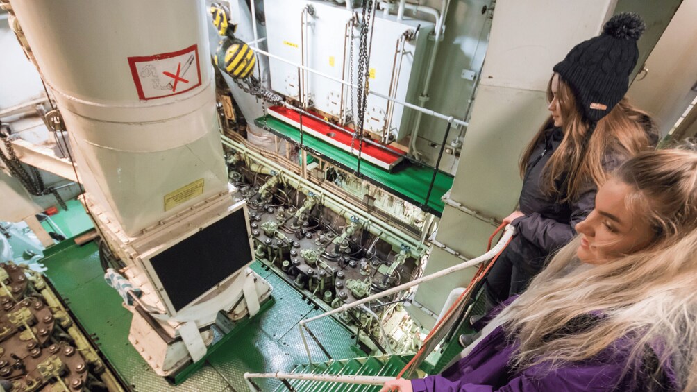 Picture 3 for Activity Rovaniemi: Icebreaker Sampo Cruise with Buffet and Ice Float