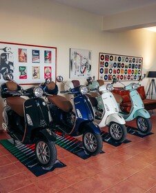 Vespa Primavera/GTS SuperSport 125cc Rental - Madeira Island