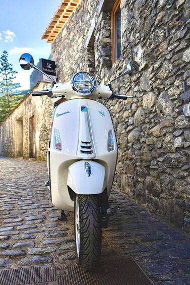 Picture 10 for Activity Vespa Primavera/GTS SuperSport 125cc Rental - Madeira Island