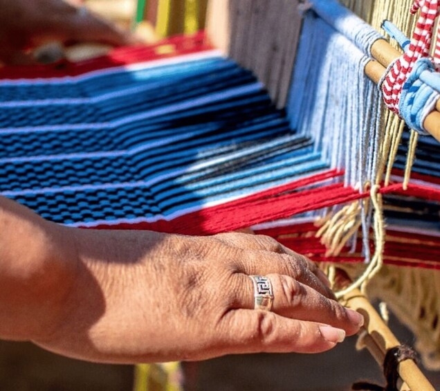 Crafts course in indigenous community