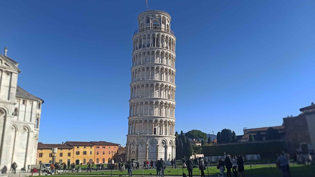 From Florence: Pisa/Chianti Half Day Tour with Wine Tasting